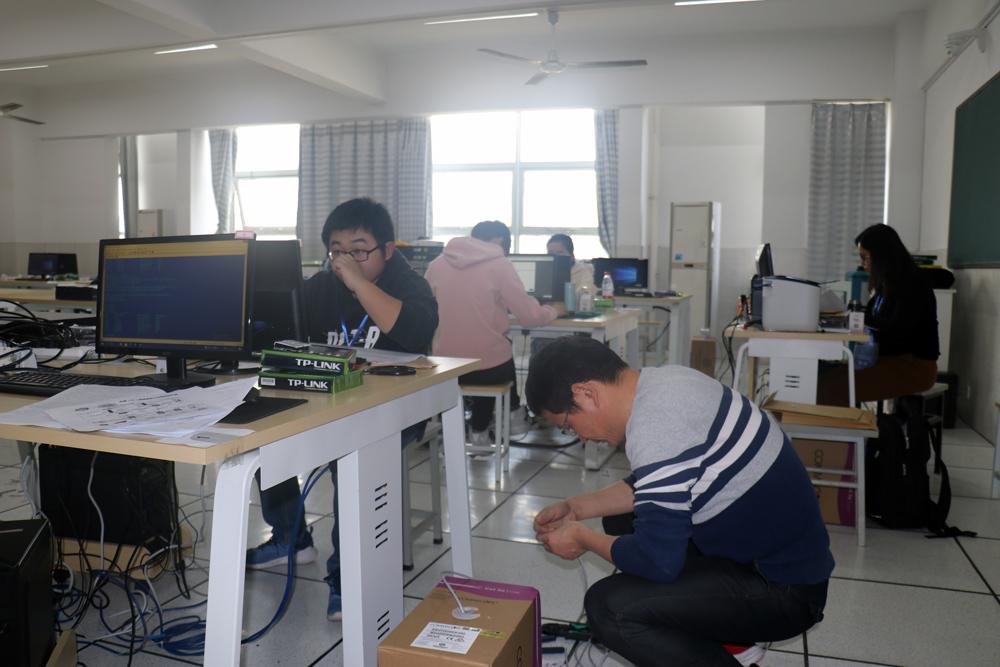 計算機教研室全力參與市技能大賽信息技術類賽事組織工作，展現專業擔當與南京風采